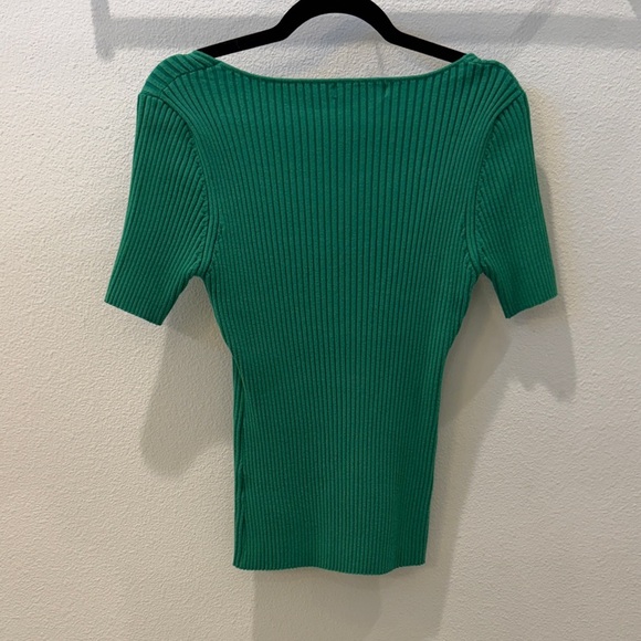Kelly Green Ribbed Short Sleeve Knit Top - Picture 7 of 8